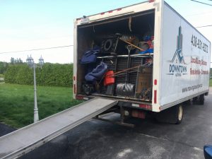 Moving Saint-Leonard