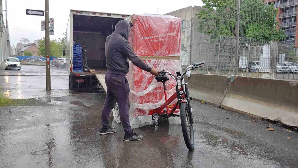 Moving Pont-Viau Laval