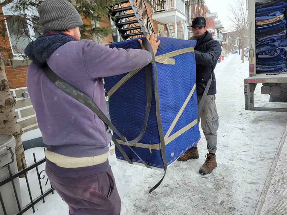 Moving Saint-Laurent