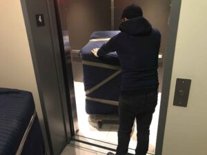 Moving Quartier International Montreal