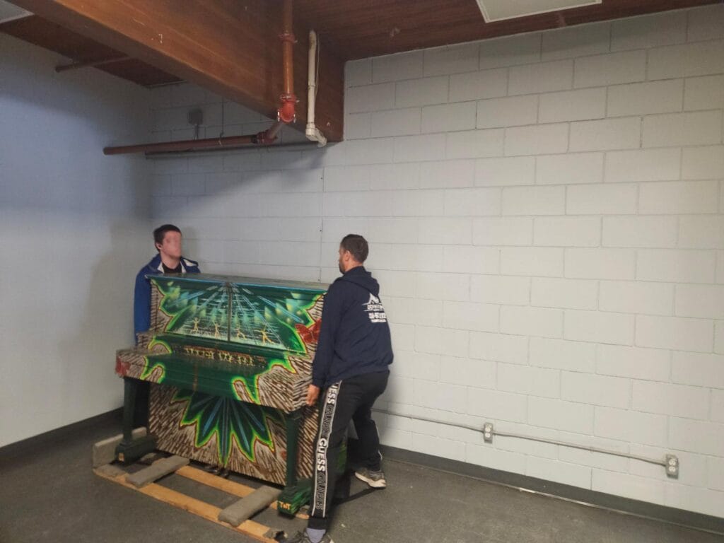 Piano movers in Mercier Quebec